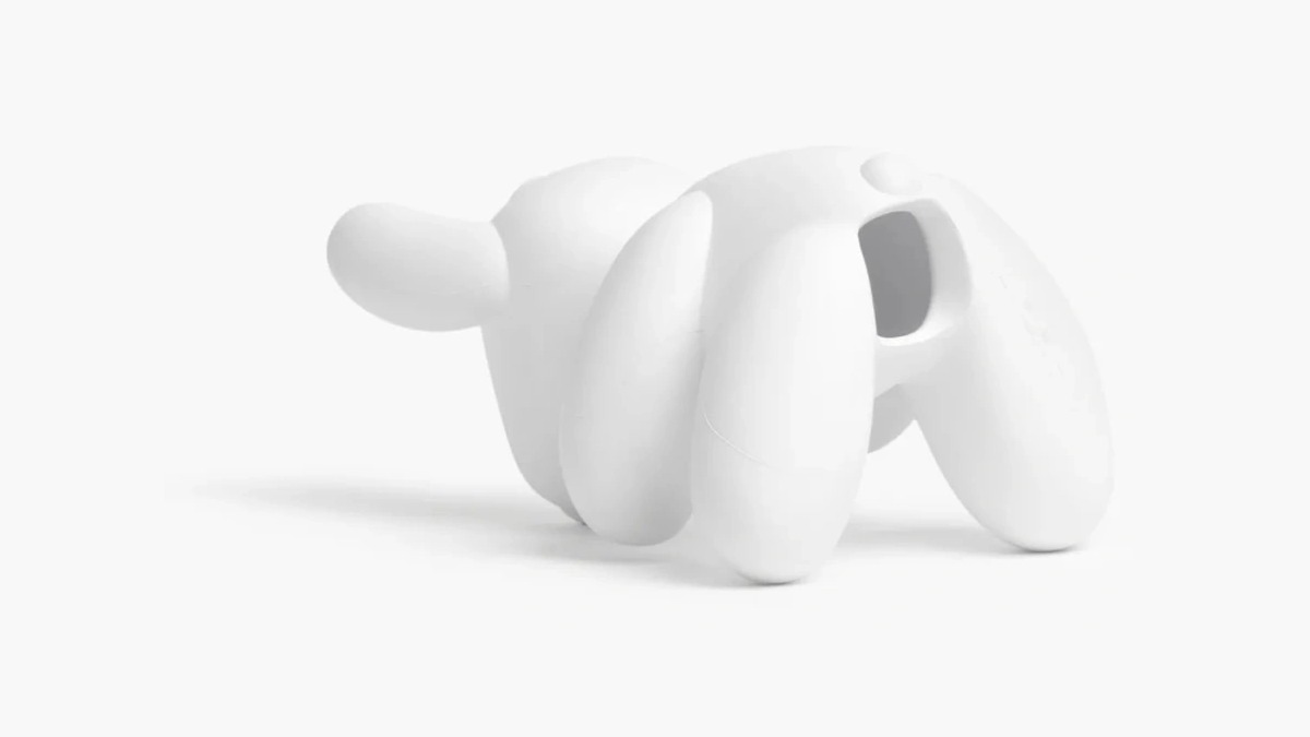 Product shot: the DoggyStyle chew toy